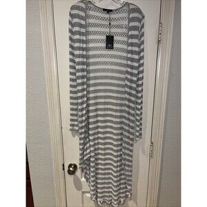 Pre-Owned TART Lillian Grey & White Size Large Coverup
